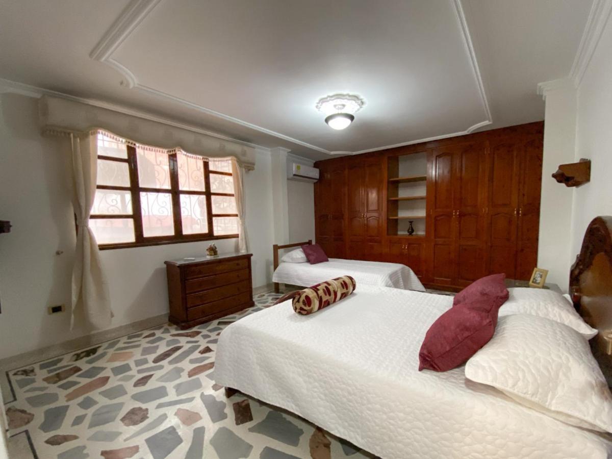 Casa 1, Conjunto Jardines De Roca, Rodadero Hotel Santa Marta (Magdalena)