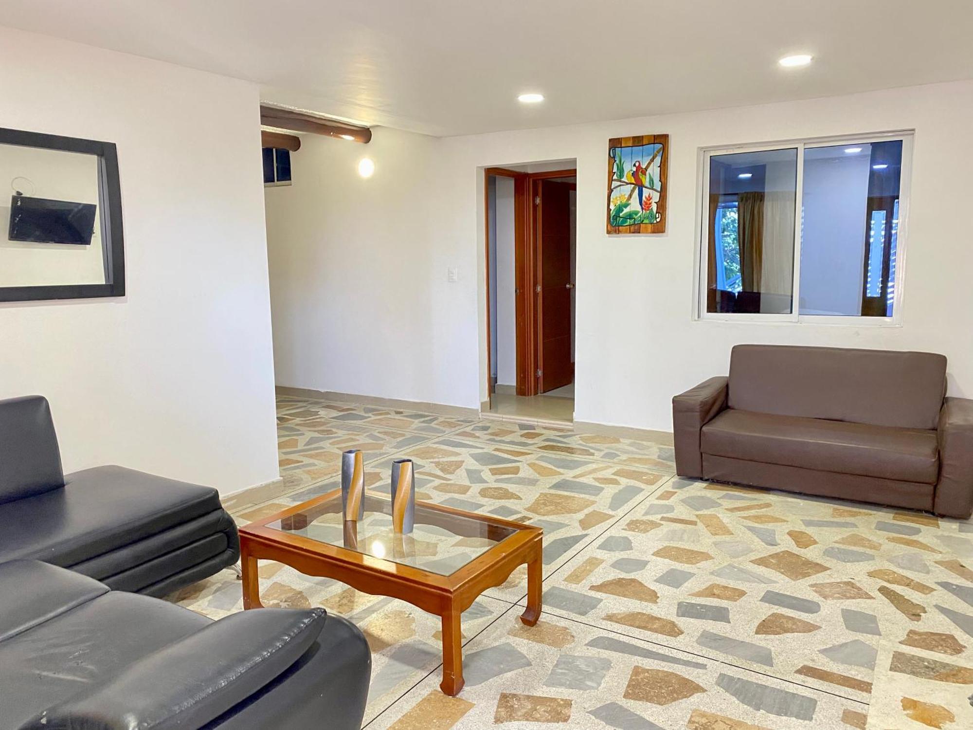 Casa 1, Conjunto Jardines De Roca, Rodadero * Santa Marta (Magdalena)